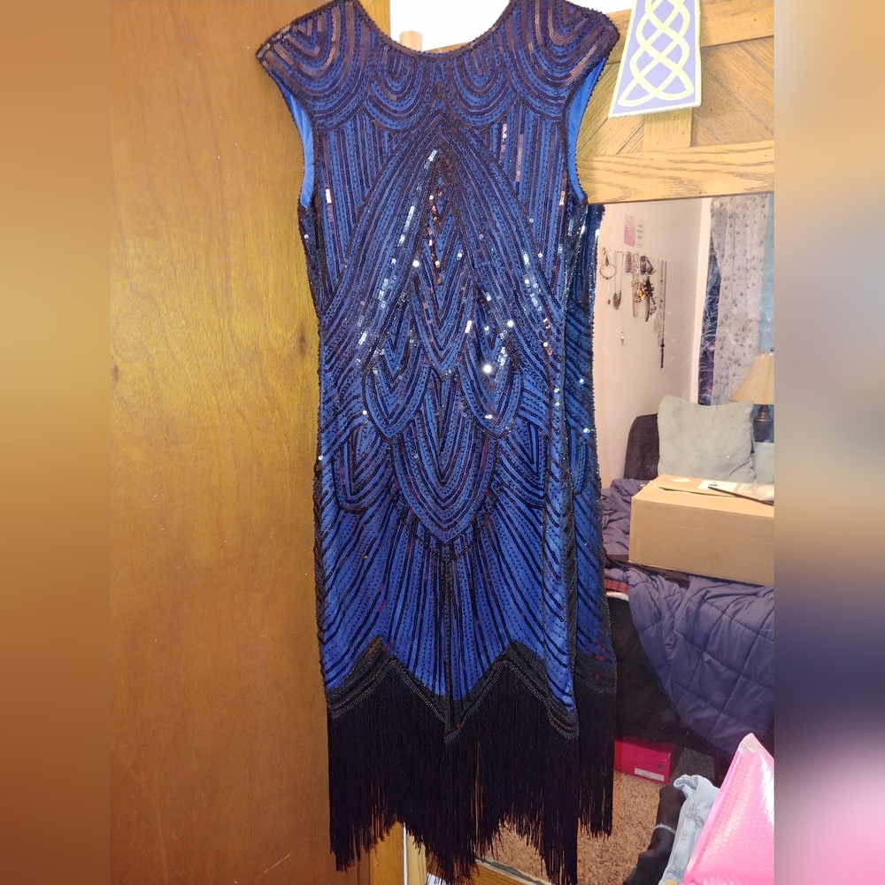 Roaring 20's Costume. Size Small. Blue and Black.